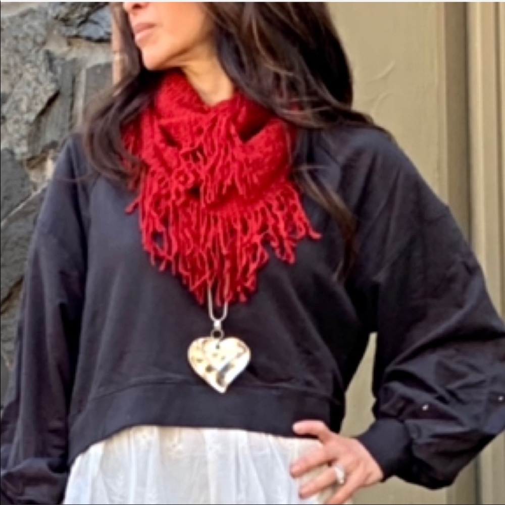 Paris fringe style infinity scarf - Picture 5 of 7